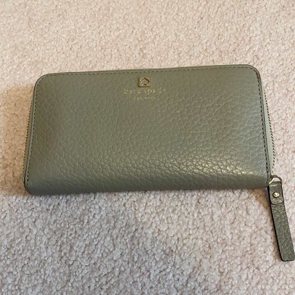 Kate Spade Grey Continental Wallet